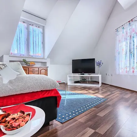Apartament Lana- Enjoy Old Town And Promenade شقة سبليت