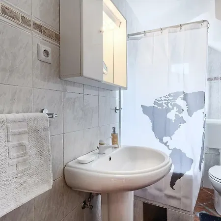 Apartament Lana- Enjoy Old Town And Promenade شقة
