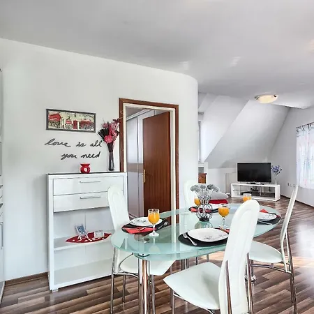 Apartament Lana- Enjoy Old Town And Promenade *